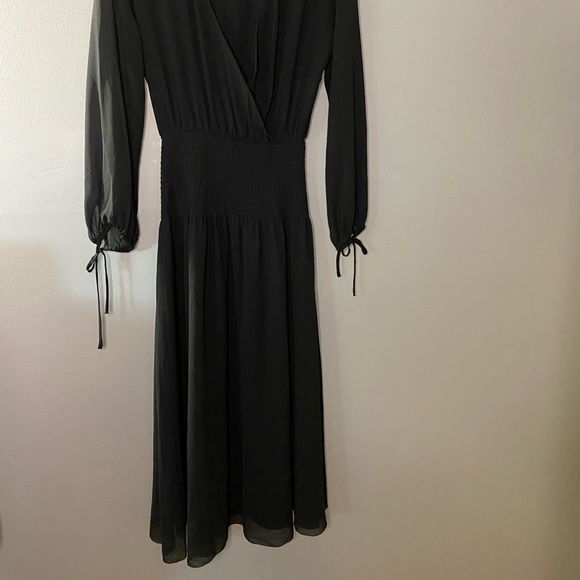 [S] Aritzia Wilfred Long Sleeve Dress | Black - Picture 4 of 6